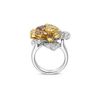 Rings - One of a kind - 7.60 carat cocktail ring in white and yellow gold