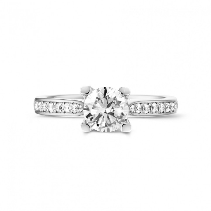 1.00 carat solitaire diamond ring in white gold with side diamonds