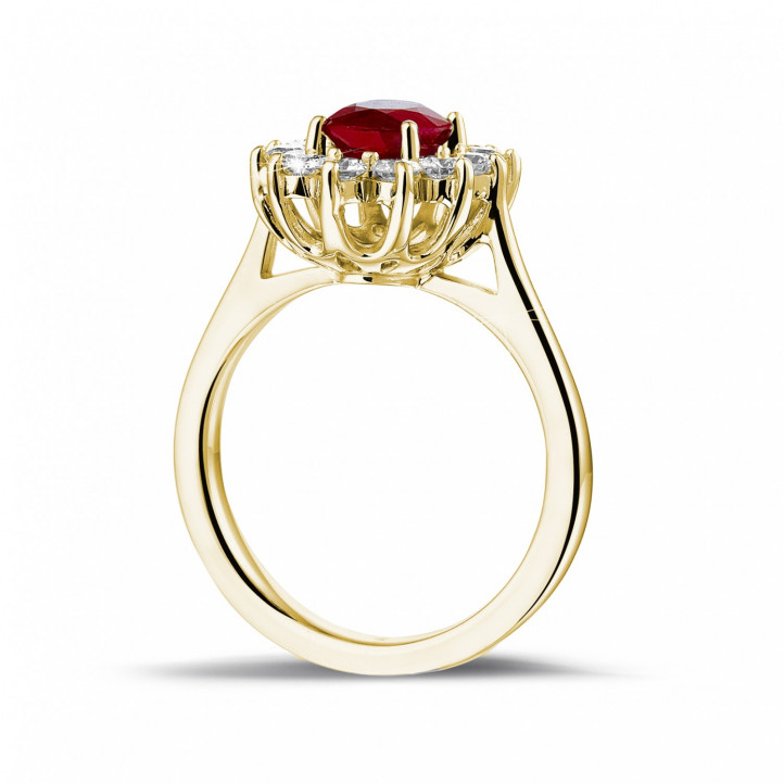 Entourage ring in yellow gold with an oval ruby and round diamonds
