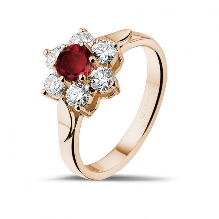 Flower ring in red gold with a round ruby and side diamonds