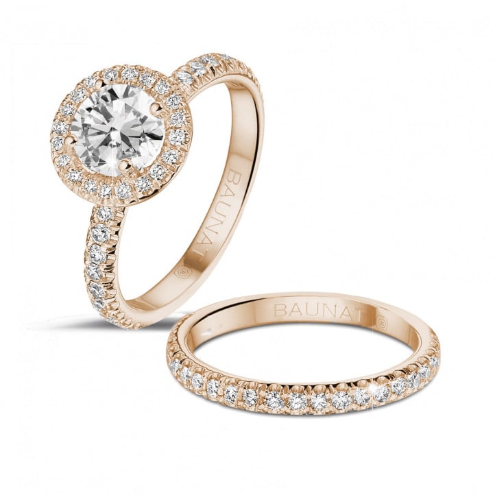 1.00 carat solitaire halo ring in red gold with round diamonds