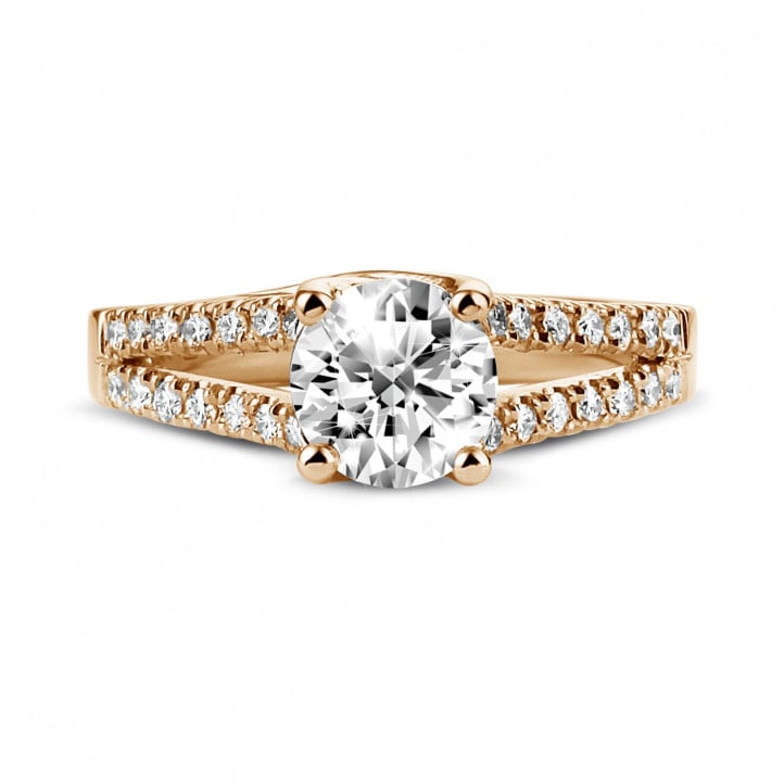 1.00 carat solitaire ring in red gold with side diamonds