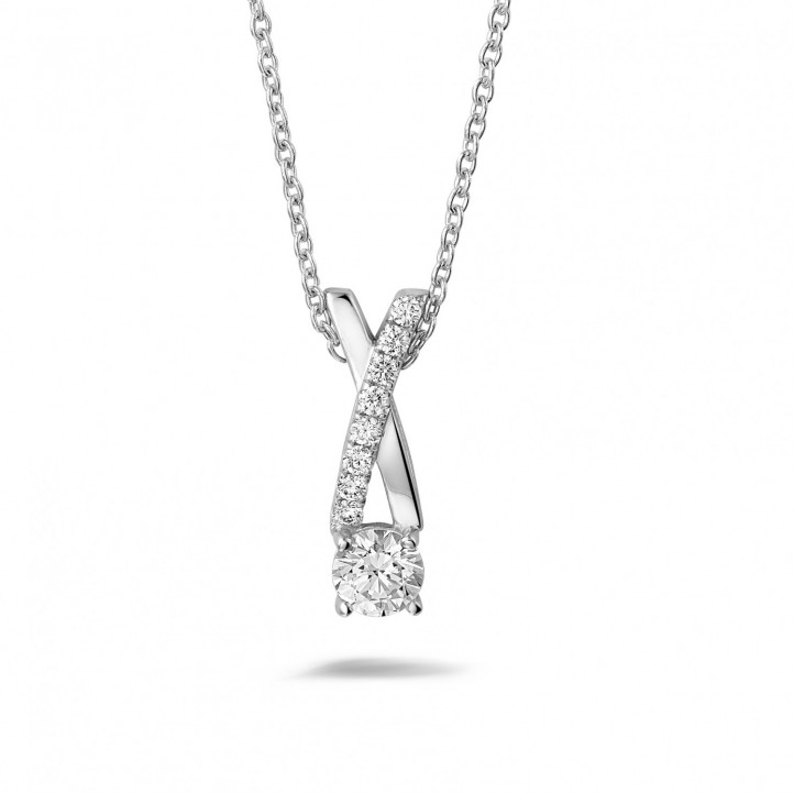0.50 carat diamonds cross pendant in white gold