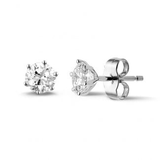 Stud earrings - 1.00 carat classic diamond earrings in white gold with six prongs