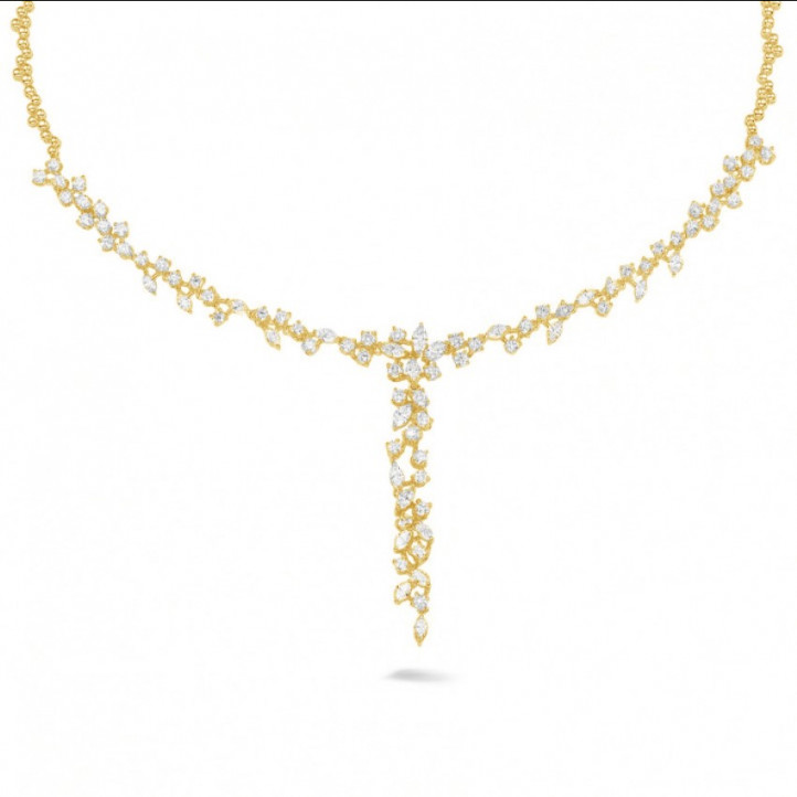 7.00 carat necklace in yellow gold with round and marquise diamonds