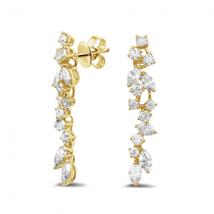 2.70 carat earrings in yellow gold with round and marquise diamonds