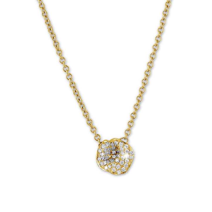 0.25 carat diamond design necklace in yellow gold
