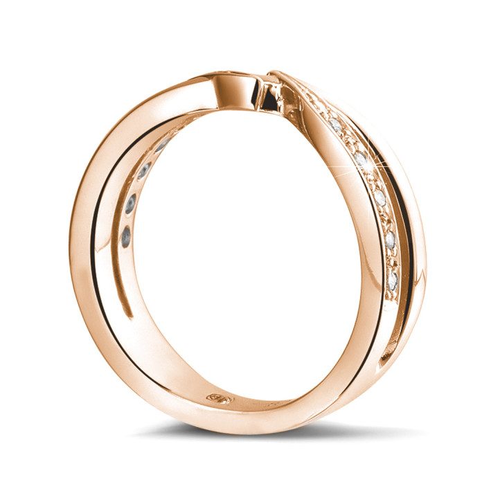0.11 carat diamond ring in red gold
