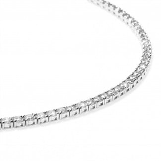 Wedding jewellery - 14.60 carat diamond river necklace in white gold