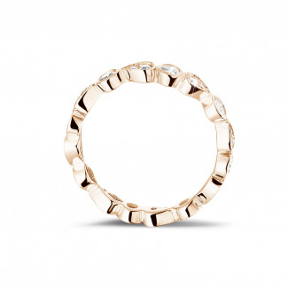Wedding - 0.50 carat diamond stackable alliance in red gold with pear design