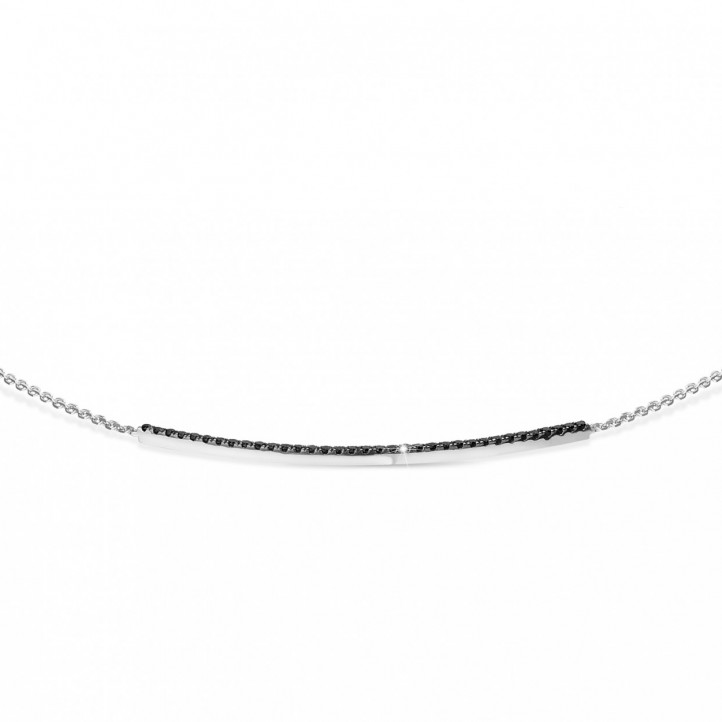 0.30 carat fine necklace in white gold with black diamonds