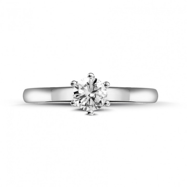0.30 carat solitaire diamond ring in platinum with six prongs