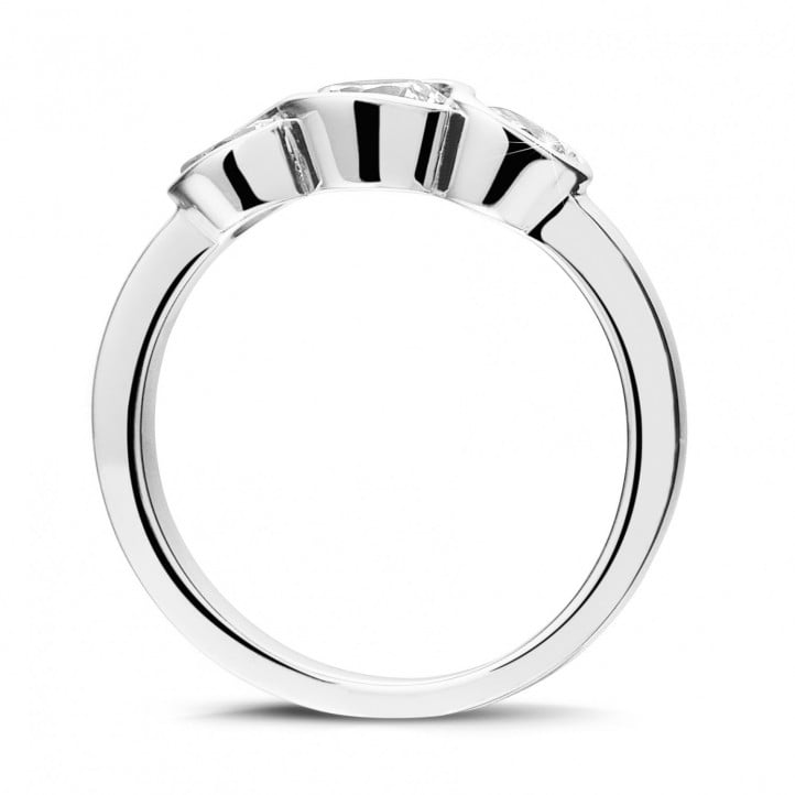 0.95 carat trilogy ring in white gold with round diamonds