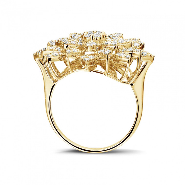 1.35 carat diamond flower ring in yellow gold