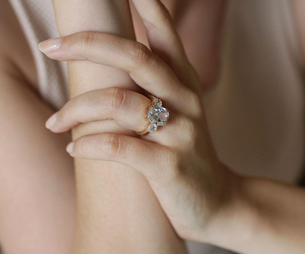 Which royal engagement rings were as beautiful as this elegant ring?