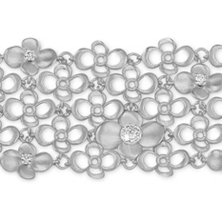0.80 carat diamond design floral bracelet in white gold