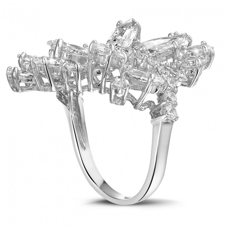 6.00 carat ring in white gold with marquise and round diamonds
