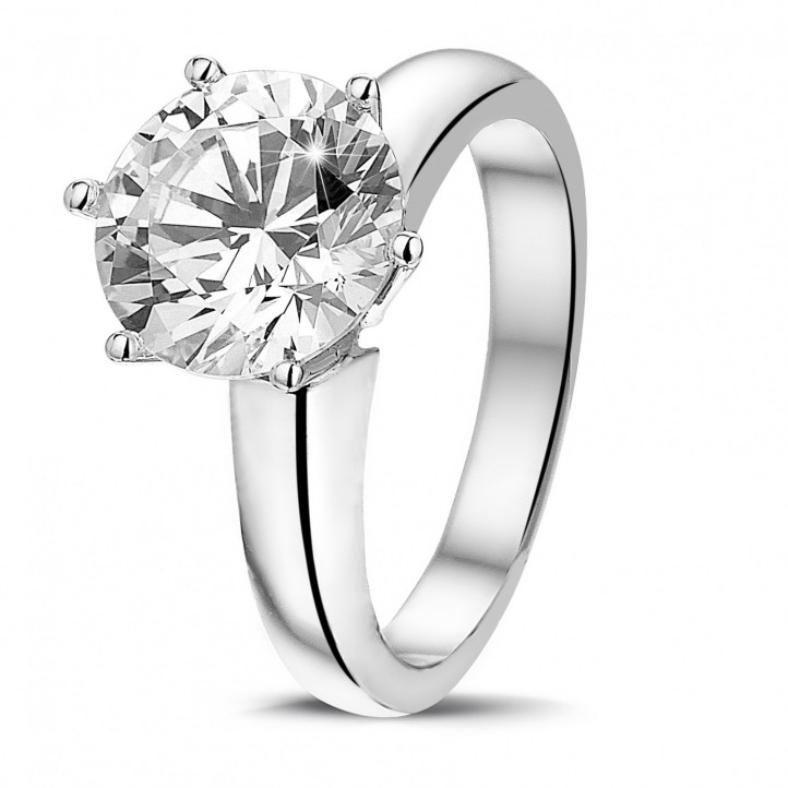3.00 carat solitaire ring in white gold with six prongs with diamond of exceptional quality (D-IF-EX)