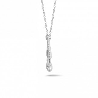 Necklaces - 0.45 carat diamond necklace in platinum