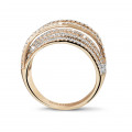 1.50 carat ring in red gold with round diamonds