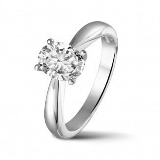 Rings - 1.20 carat solitaire ring in white gold with oval diamond
