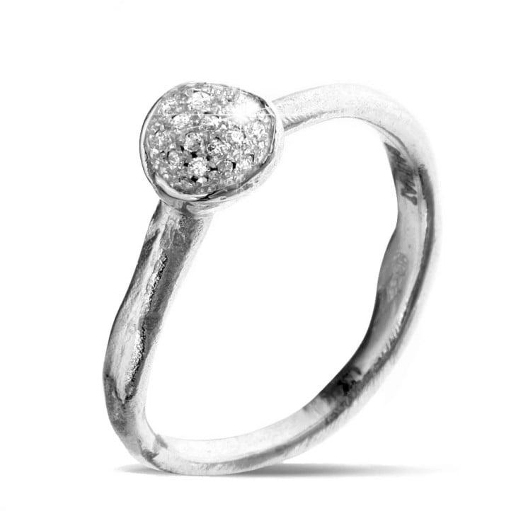 Cluster ring with 0.12 carat diamonds in white gold - BAUNAT
