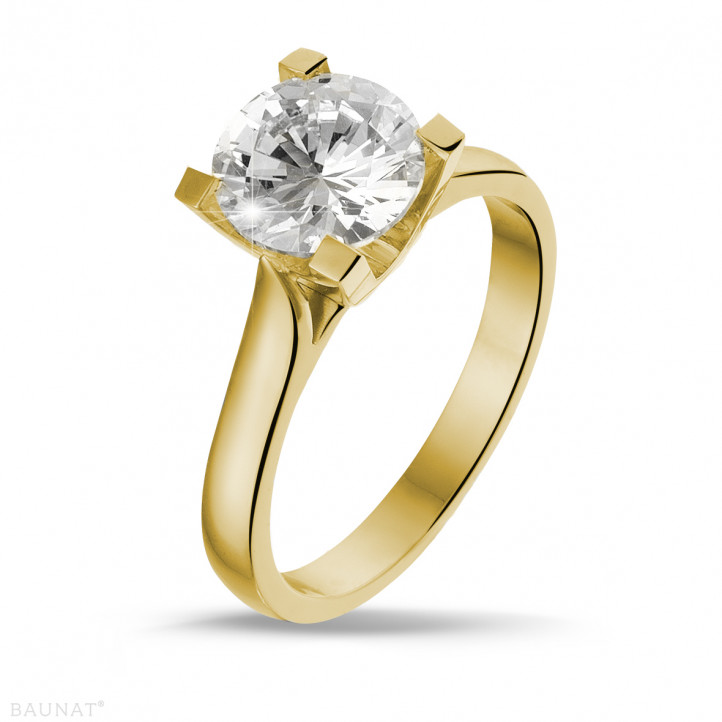 2.00 carat solitaire diamond ring in yellow gold 