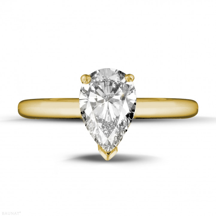 1.50 carat solitaire ring in yellow gold with pear shaped diamond