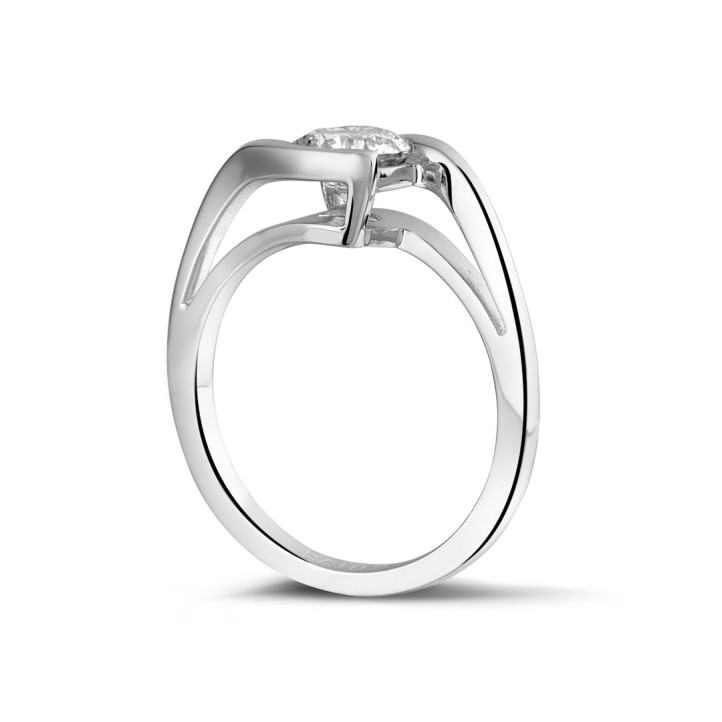 1.00 carat solitaire diamond ring in white gold