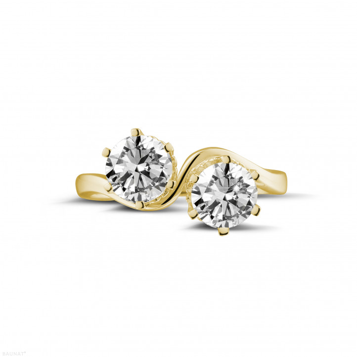 1.50 carat diamond Toi et Moi ring in yellow gold