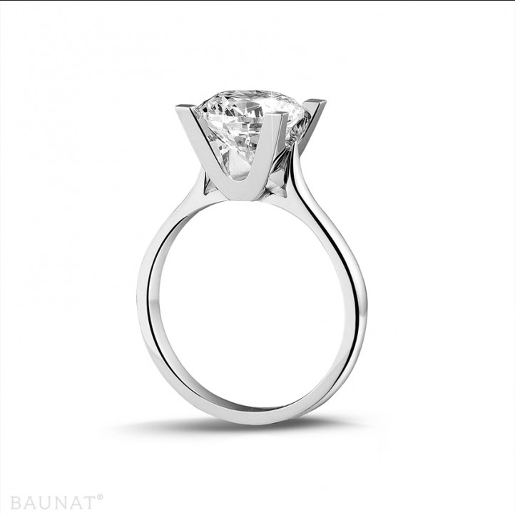 2.50 carat solitaire diamond ring in platinum