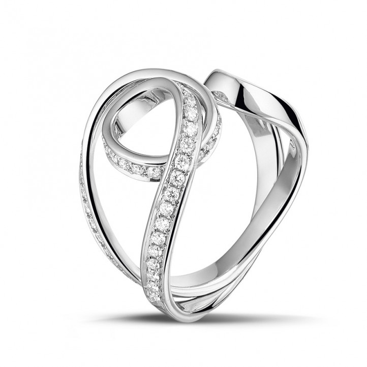 0.55 quilates anillo diamante diseño en oro blanco