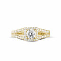 0.50 quilates anillo de oro amarillo de diamantes con diamantes en los lados