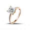 2.00 quilates anillo solitario en oro rojo con diamante talla princesa
