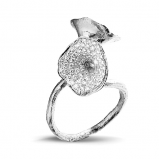 Le Paradis - 0.89 quilates anillo diamante diseño en oro blanco