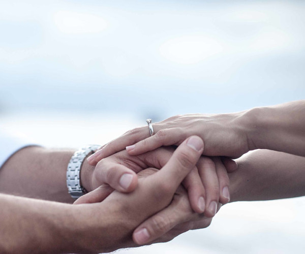 ¿Por qué elegir un anillo de compromiso talla marquesa?