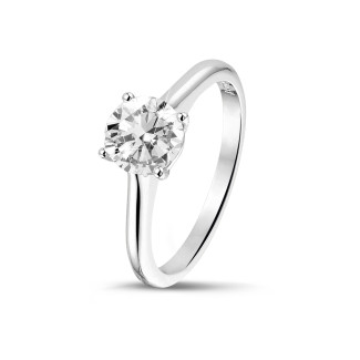Anillos - 1.00 quilates anillo solitario en platino con un diamante redondo y 4 uñas