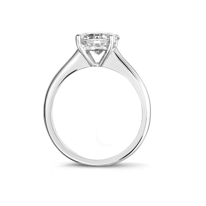 3.00 quilates anillo solitario en platino con un diamante redondo y 4 uñas