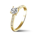 0.70 quilates anillo solitario en oro amarillo con 4 grapas y diamantes en los lados