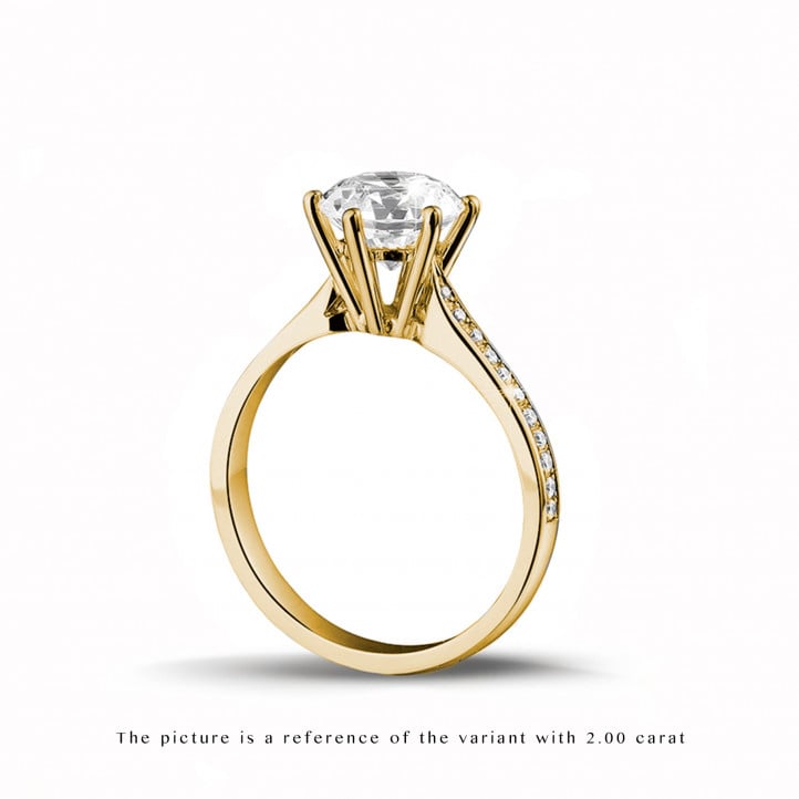 2.50 quilates anillo de oro amarillo de diamantes con diamantes en los lados