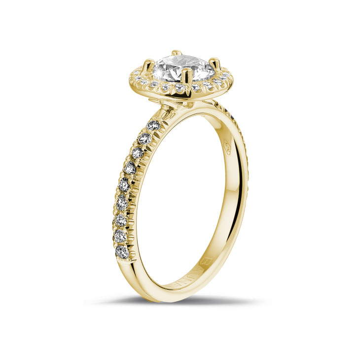 0.90 quilates Halo anillo solitario en oro amarillo con diamantes redondos