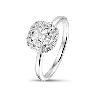 Compromiso - 1.00 quilateshalo anillo solitario diamante cojín en oro blanco con diamantes redondos