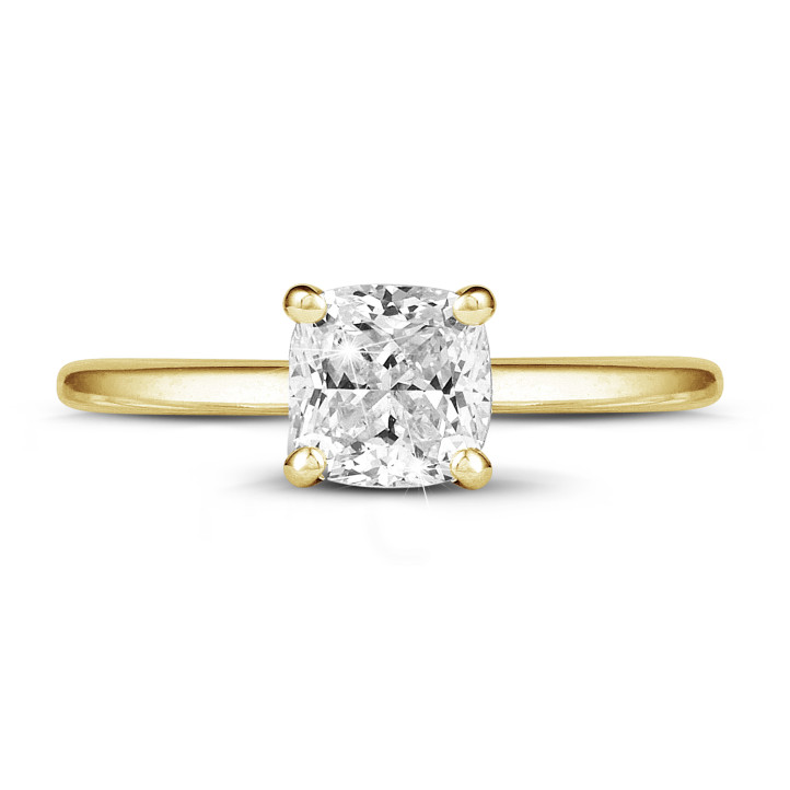1.50 quilates anillo solitario con diamante cojín en oro amarillo
