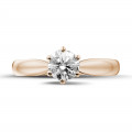 0.70 quilates anillo solitario diamante en oro rojo