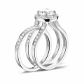 1.50 quilates anillo solitario diamante de platino con diamantes en los lados