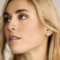 1.00 quilates pendientes diamantes halo en oro amarillo