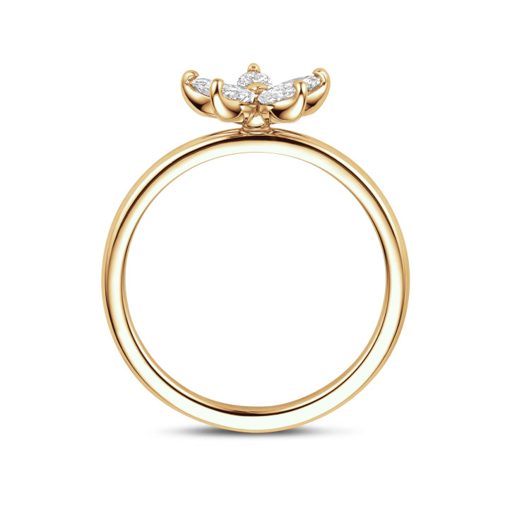 Anillo Flor con Pétalos de Diamante talla Marquesa