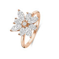 Anillo Flor con Pétalos de Diamante talla marquesa