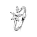 Anillo Flor Toi & Moi con pétalos de diamantes talla marquesa en oro blanco
