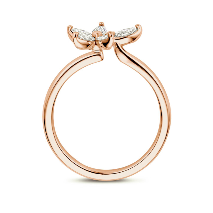Anillo Flor Toi & Moi con pétalos de diamantes talla marquesa en oro rojo